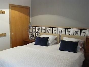 บรียเดย์ กิล แอนด์ โฟลลี่ กิว คอทเทจ Apartment สการ์โบโรห์ ภายนอก รูปภาพ